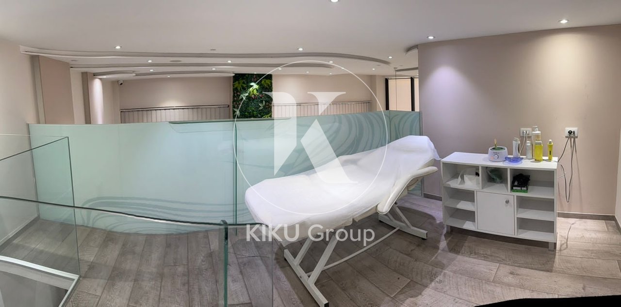 Vendesi abitativo in vendita (organizzato a duplex) + posto auto