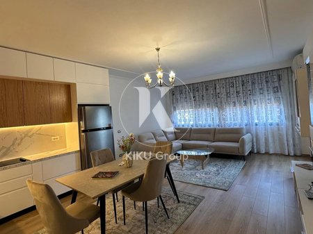 SUPER APARTAMENT ME QIRA – ZONA SHALLVARET (QENDRA, pranë Myslym Shyrit)