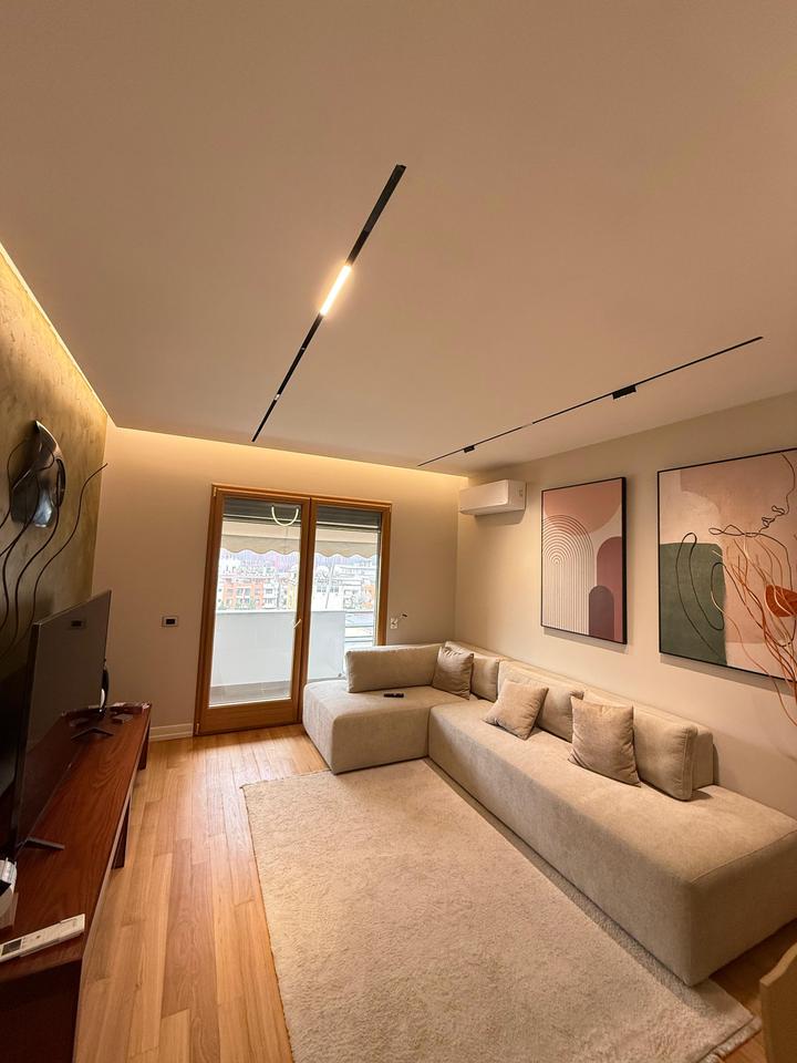Apartament 2+1 Me Qira në Liceu Artistik, Tirana