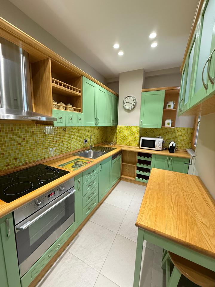 Apartament 2+1 Me Qira në Liceu Artistik, Tirana