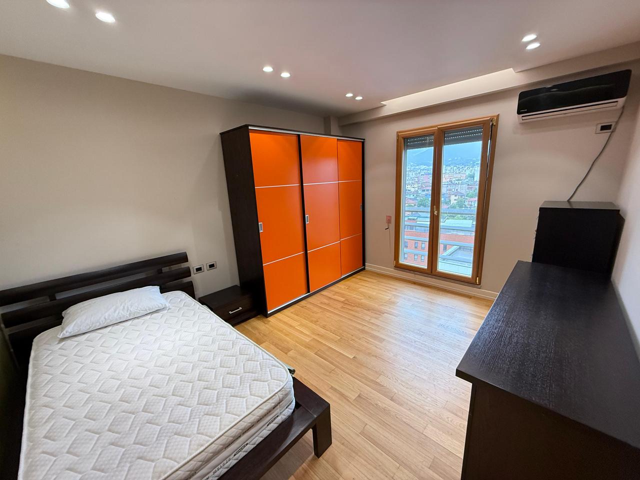 Apartament 2+1 Me Qira në Liceu Artistik, Tirana