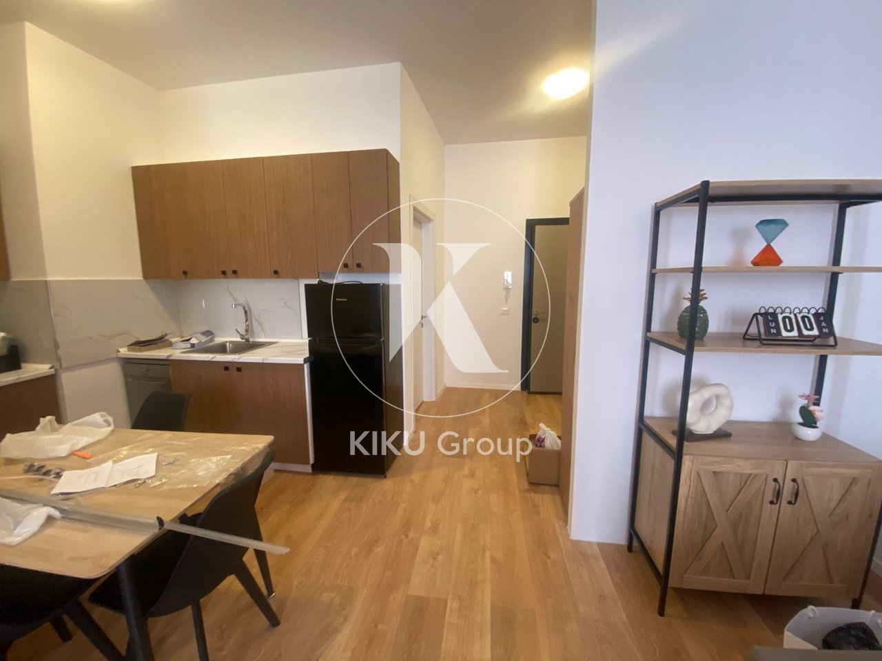 Apartament 1+1 për Qira në Shkollën e Kuqe