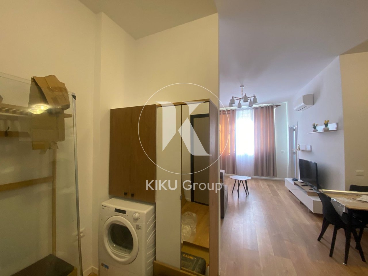 Apartament 1+1 për Qira në Shkollën e Kuqe