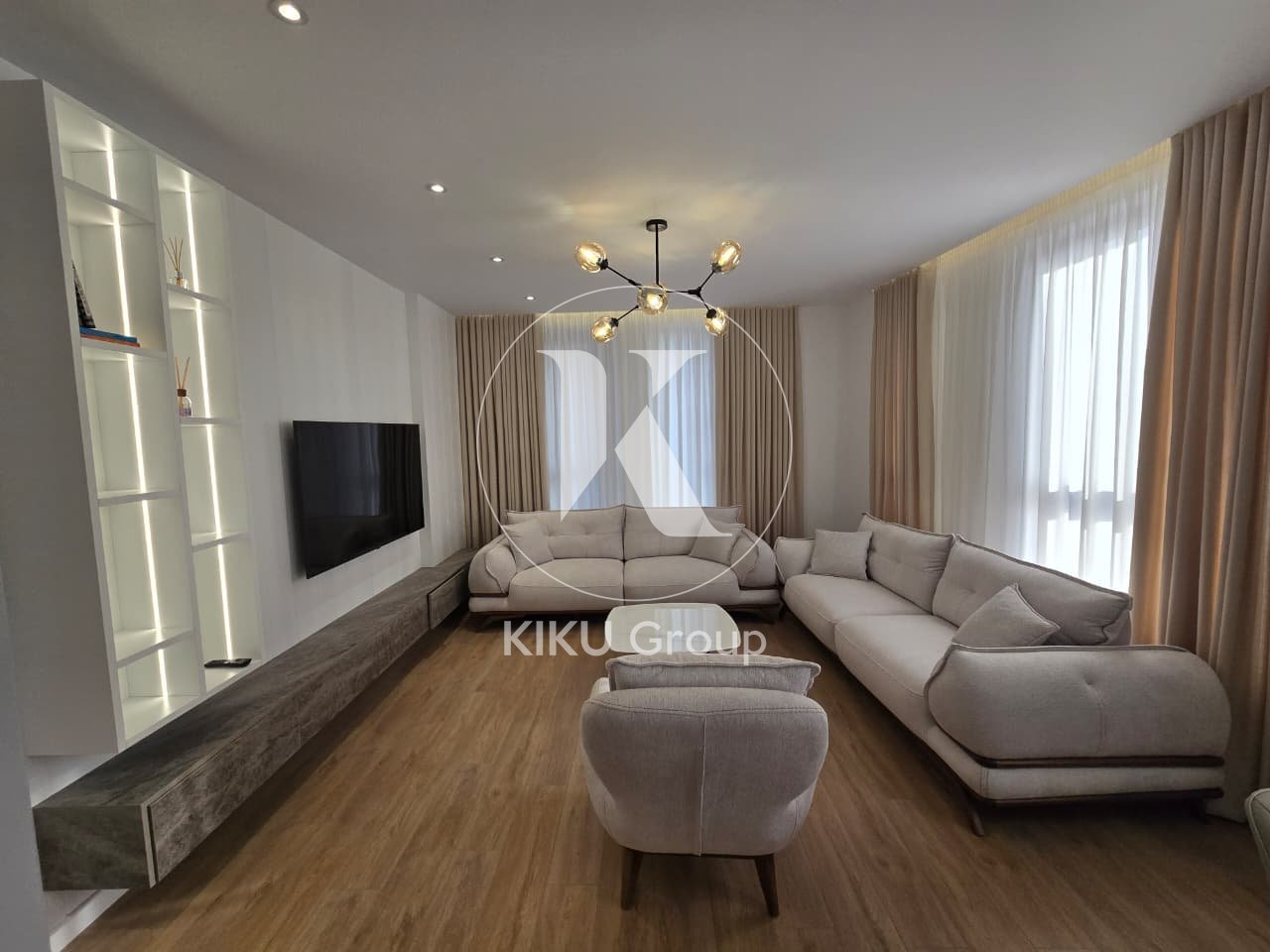 Apartament 2+1+2+Parking Me Qira | Bulevardi i Ri