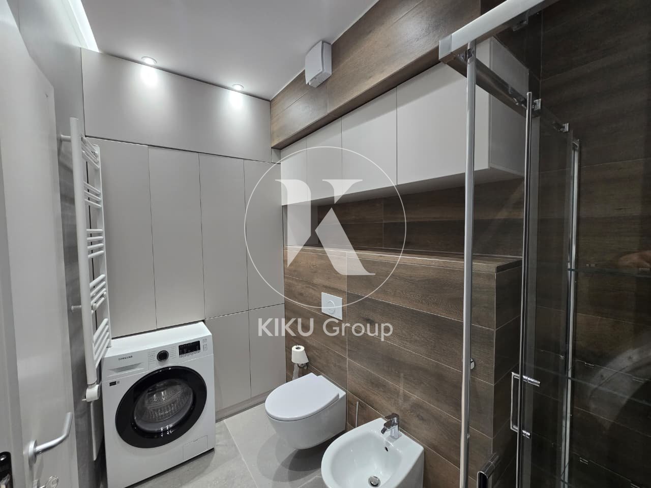 Apartament 2+1+2+Parking Me Qira | Bulevardi i Ri