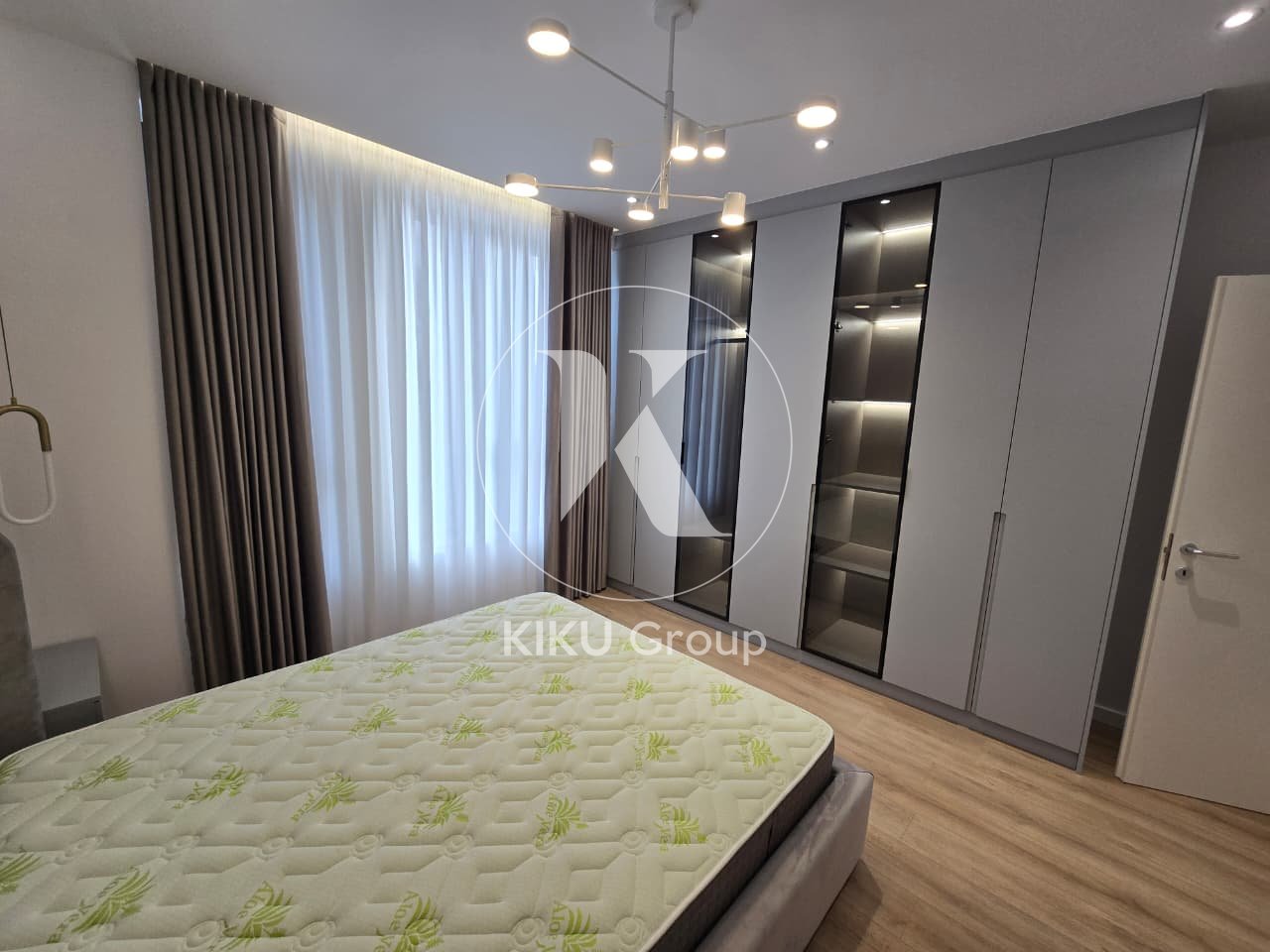Apartament 2+1+2+Parking Me Qira | Bulevardi i Ri