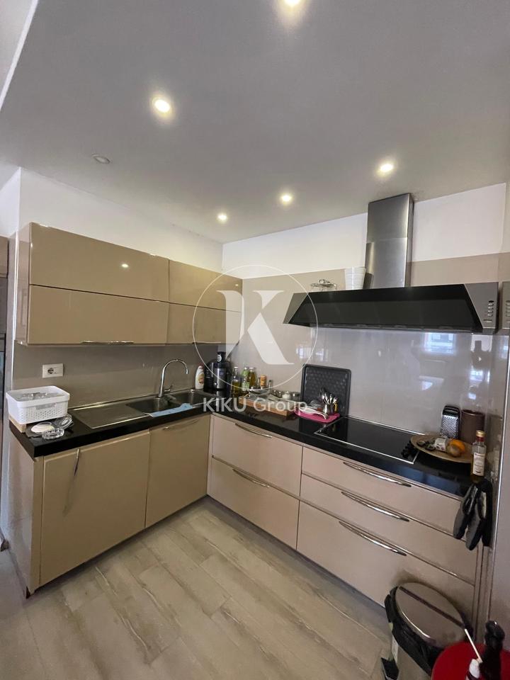 Shitet apartament 2+1 107 m2 Pallati me Shigjeta