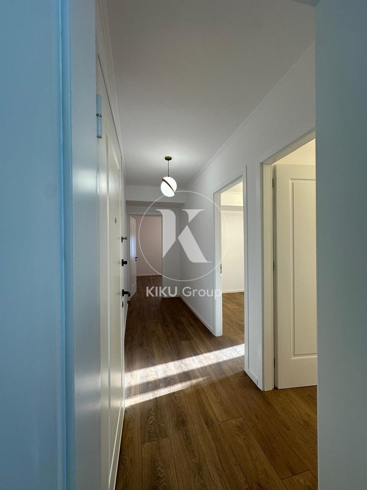 Vendesi in vendita 2+1 Via Congresso di Manastir! (Palazzi dei Fratelli)