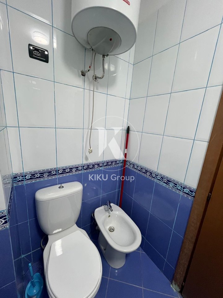 Jepet me qira apartament 1+1, Gjimnzi  Petro Nin Luarasi 70,000 lekë / muaj