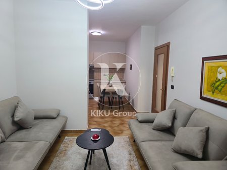 Appartamento 1+1 in affitto, Liceo Petro Nini Luarasi 70.000 lek / mese