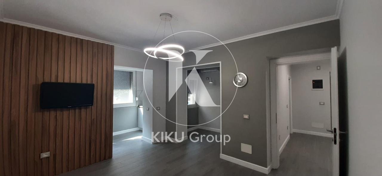 🏢 Appartamento in Affitto – 1+1, Vicino alla Scuola Rossa