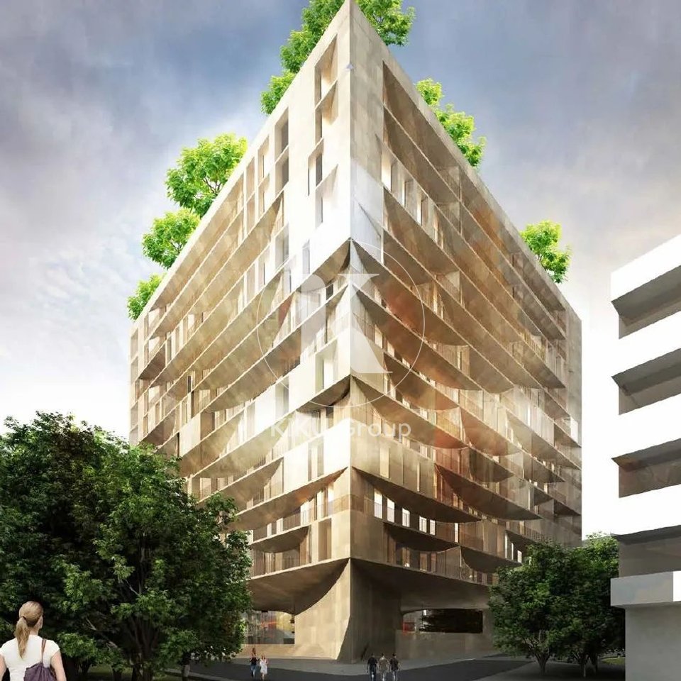 Ambiente in Affitto, Golden Tower