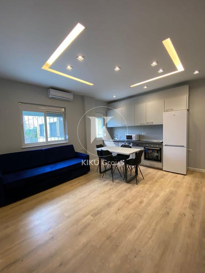 Appartamento 1+1 in Affitto a 21 Dhjetori, Tirana - 600€ | 65 m²