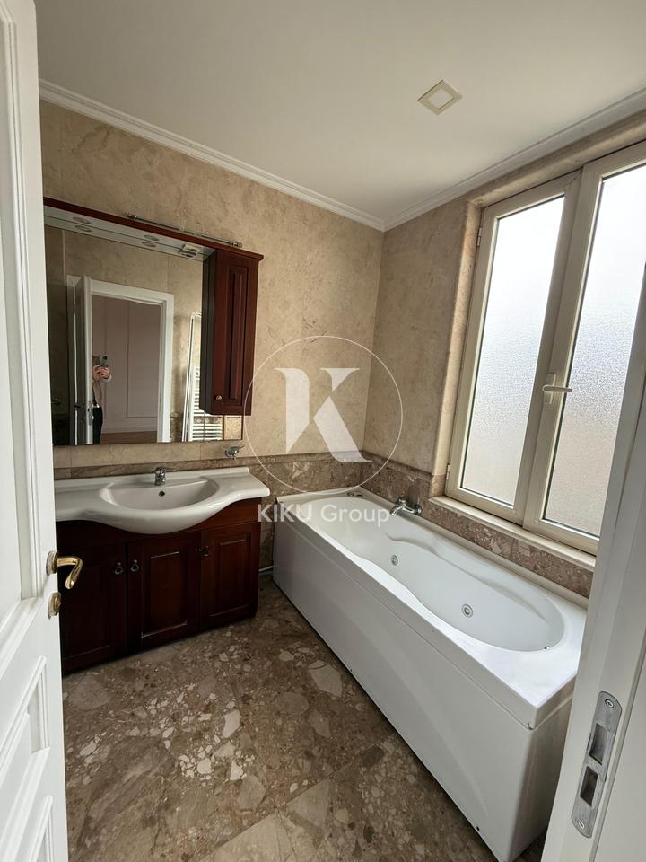 Ufficio in Affitto – 260m² | Nel Cuore di Blloku 3300 euro lordo