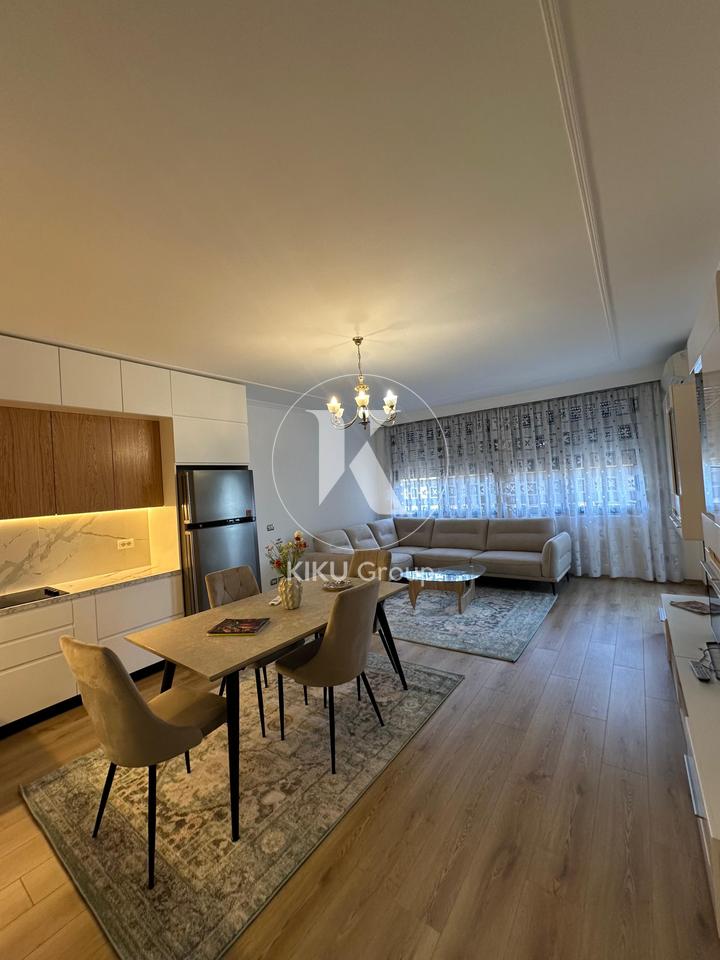 Appartamento 2+2 in Affitto nel Centro 1150€