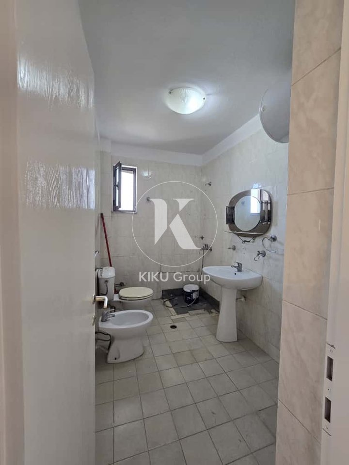 SHITET APARTAMENT 2+1 – ISH FUSHA E AVIACIONIT