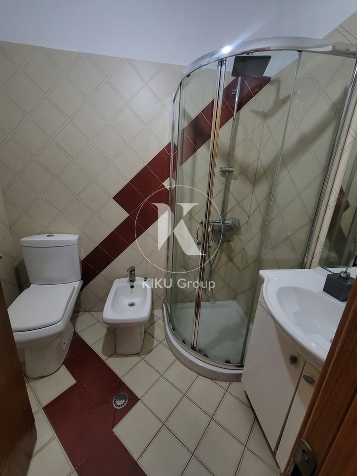 VENDESI APPARTAMENTO 1+1
Sulla strada di Thesari, Fresk