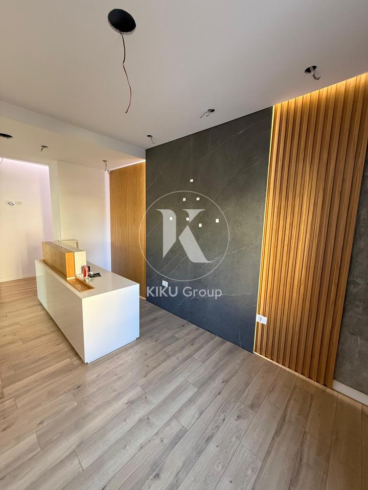 Jepet me Qira Ambient Biznesi – Rruga e Durrësit, Tiranë