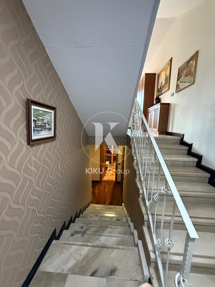 Villa in Affitto – Lago di Farka