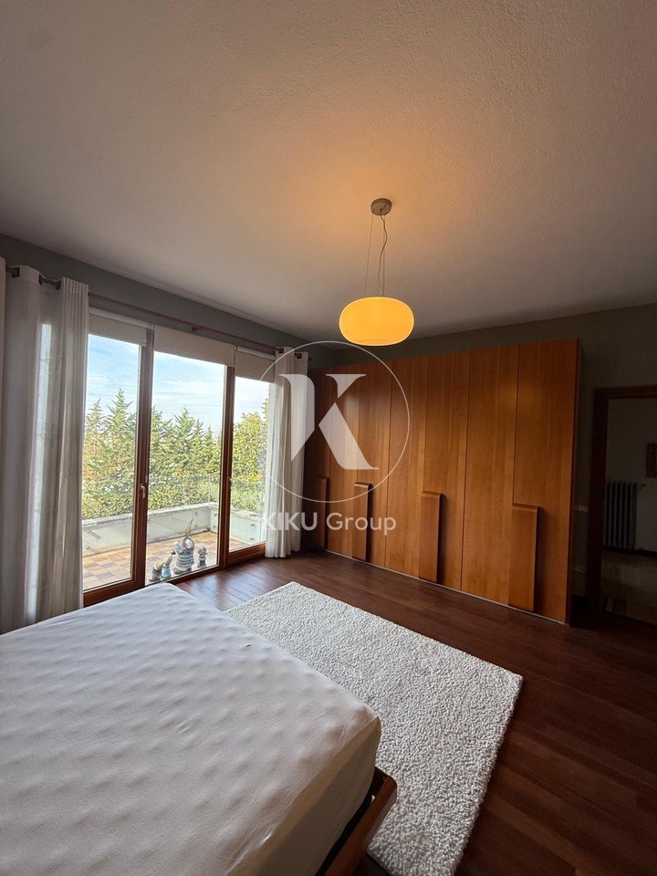 Villa in Affitto – Lago di Farka