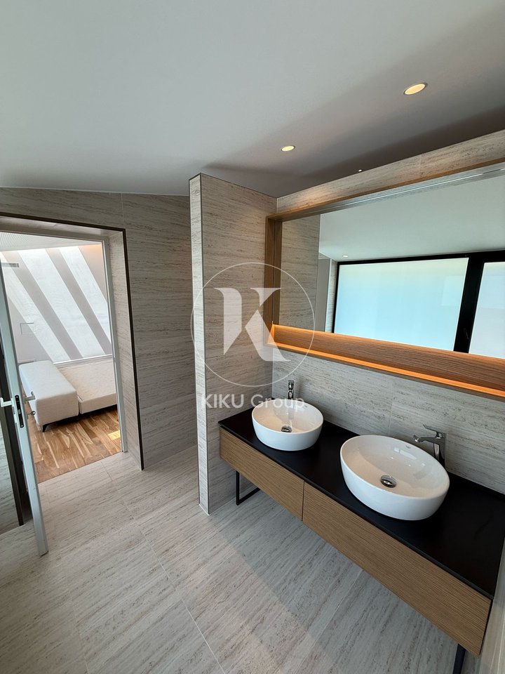 🏡 Modern 3-Story Villa with Private Pool in the Elite Area near TEG 🏡