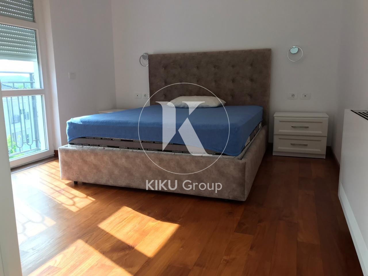 🏡 Villa for Rent – Rolling Hills 🌿