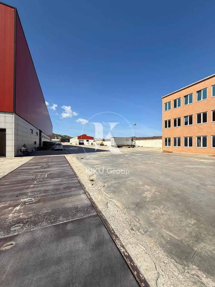 🏭 For rent: Warehouse + Office + Building in the industrial area of Vaqarri