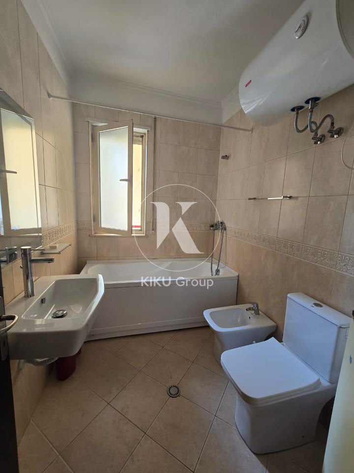 Apartament me Qira 2+1+2 – pranë Juridikut