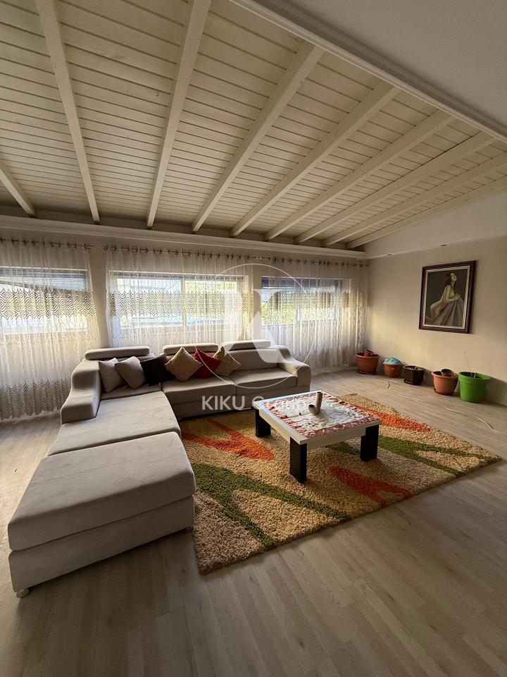 ? Apartament për Shitje, perball Delijorgjit