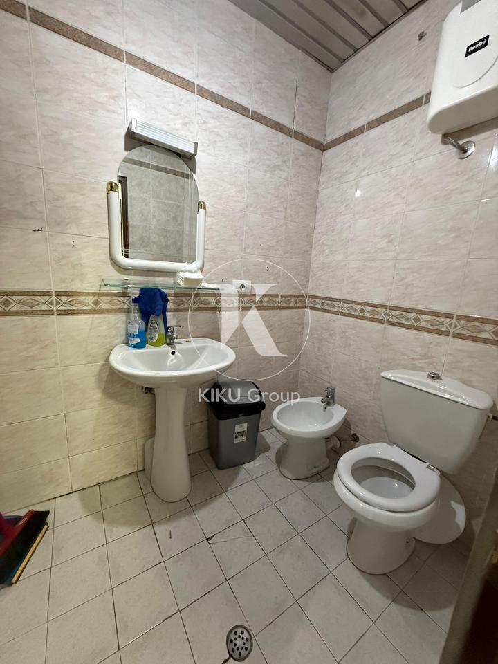 Ambient per Zyra me Qira, Bllok