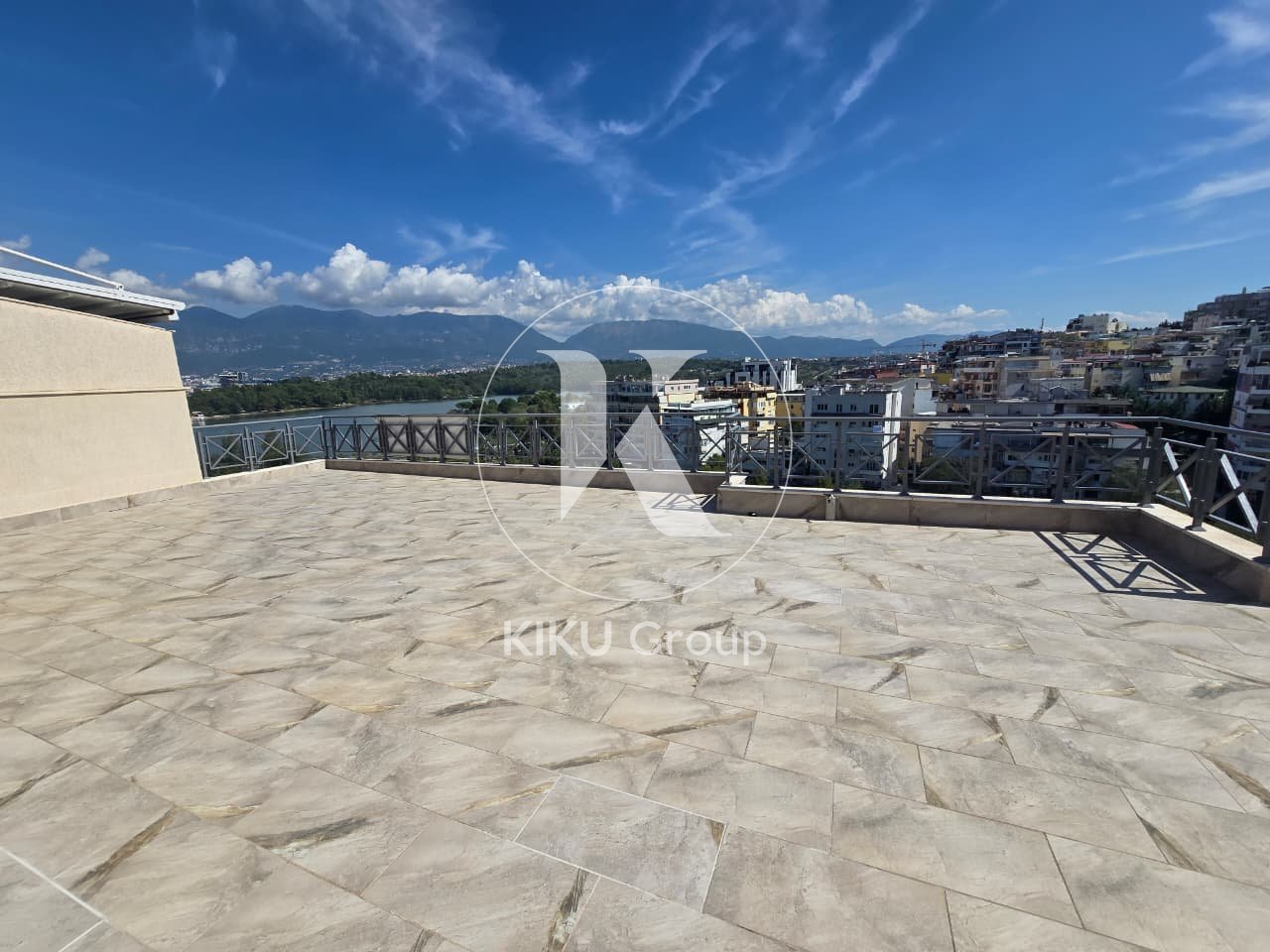 APARTAMENT/ PENTHOUSE 3+1 Me Verande+ POST PARKIMI | ME QIRA | KOPSHTI ZOOLOGJIK