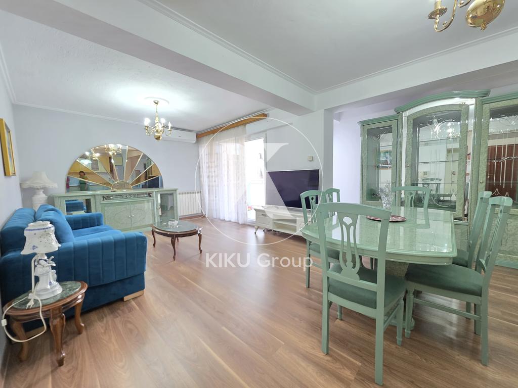 🏢 Jepet me qera apartament 2+1+2 në Bllok