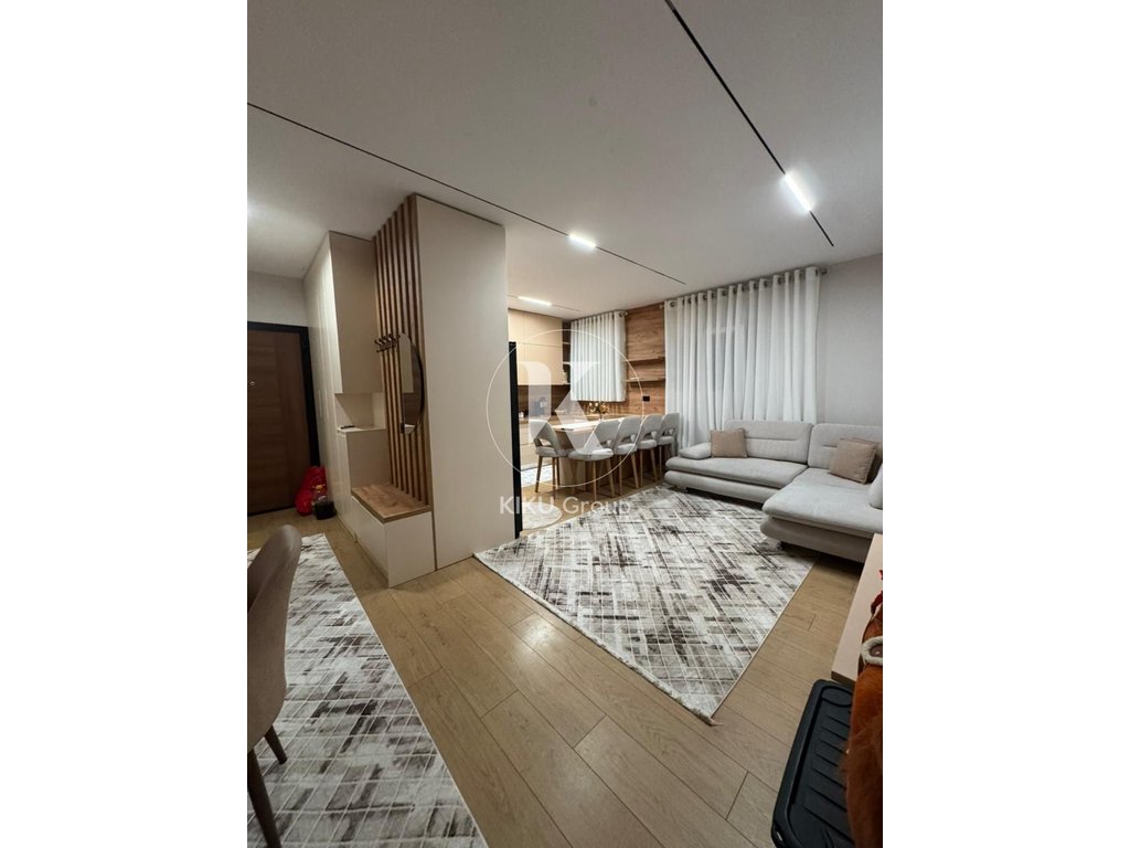 Jepet me qira apartament 2+1+2 – Rruga e Dibrës, pranë Shkollës së Bashkuar