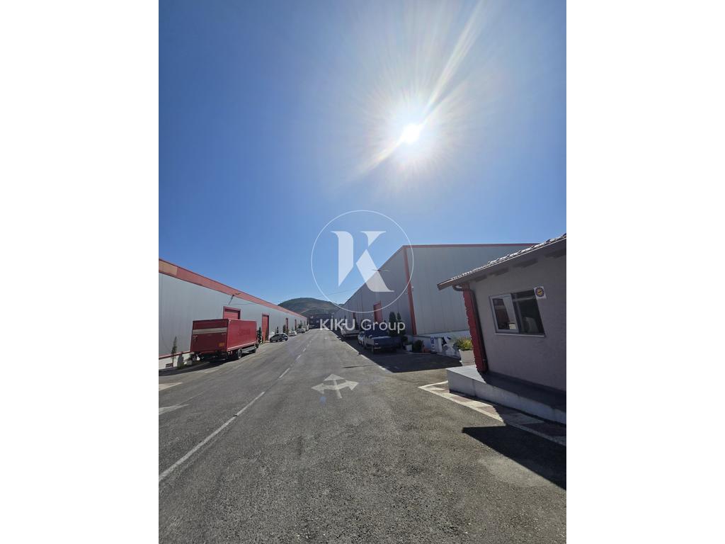 Jepet me qira ambient magazinimi – Vaqarr