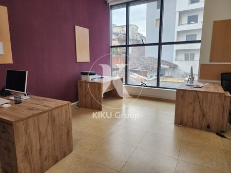 🏢 Ufficio in affitto – Çam Market, Myslym Shyri