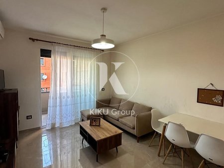 🏢 Jepet me qera apartament 1+1 – Myslym Shyri (Tregu Çam)