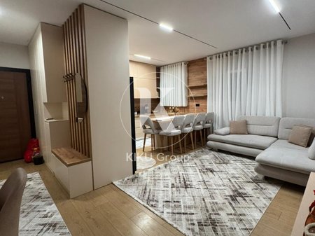 Jepet me qira apartament 2+1+2 – Rruga e Dibrës, pranë Shkollës së Bashkuar