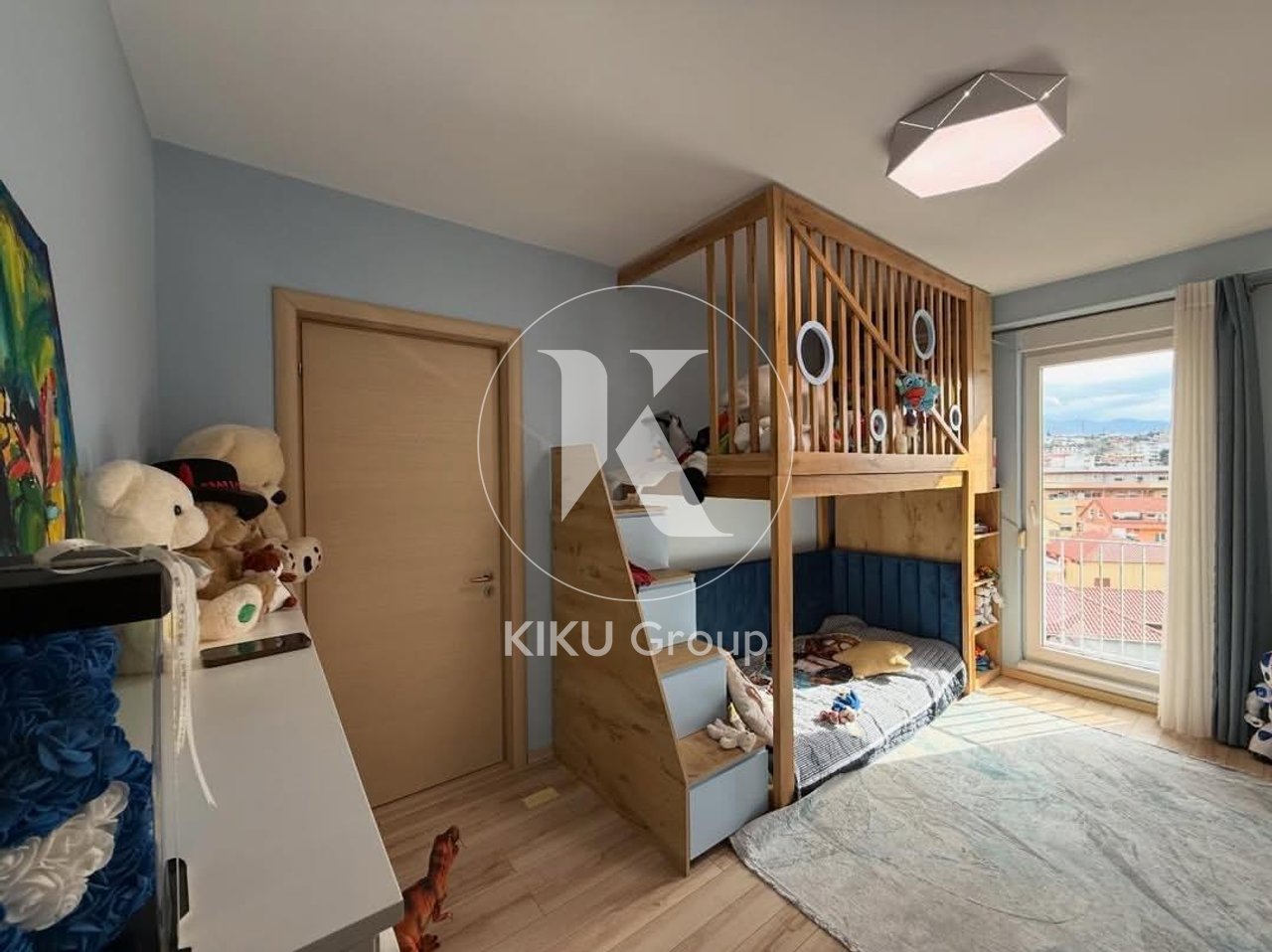 SHITET APARTAMENT 2+1+2 – Kompleksi AnA, Qyteti Studenti