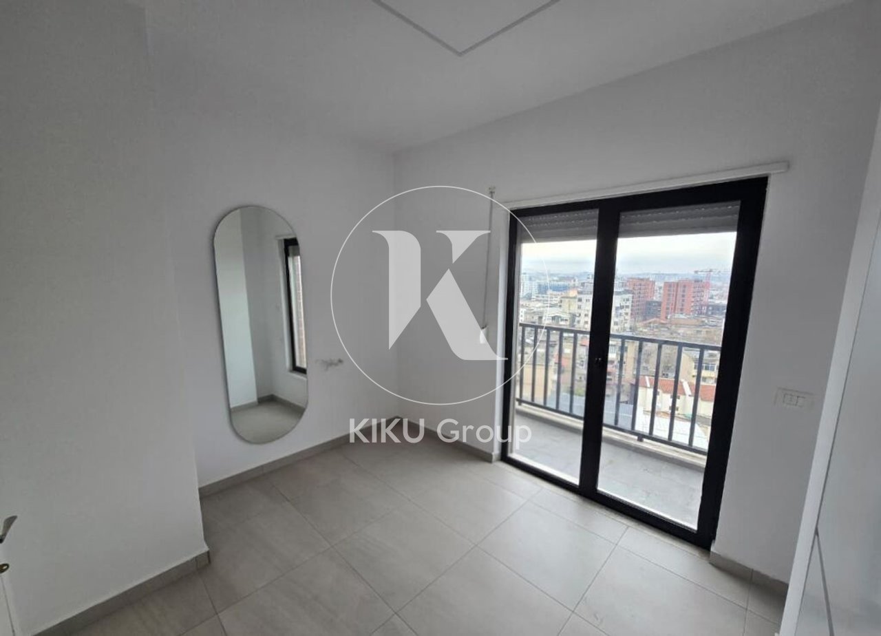 Apartament 3+1+2+2 Ballkone ne Shitje,Vila Gold