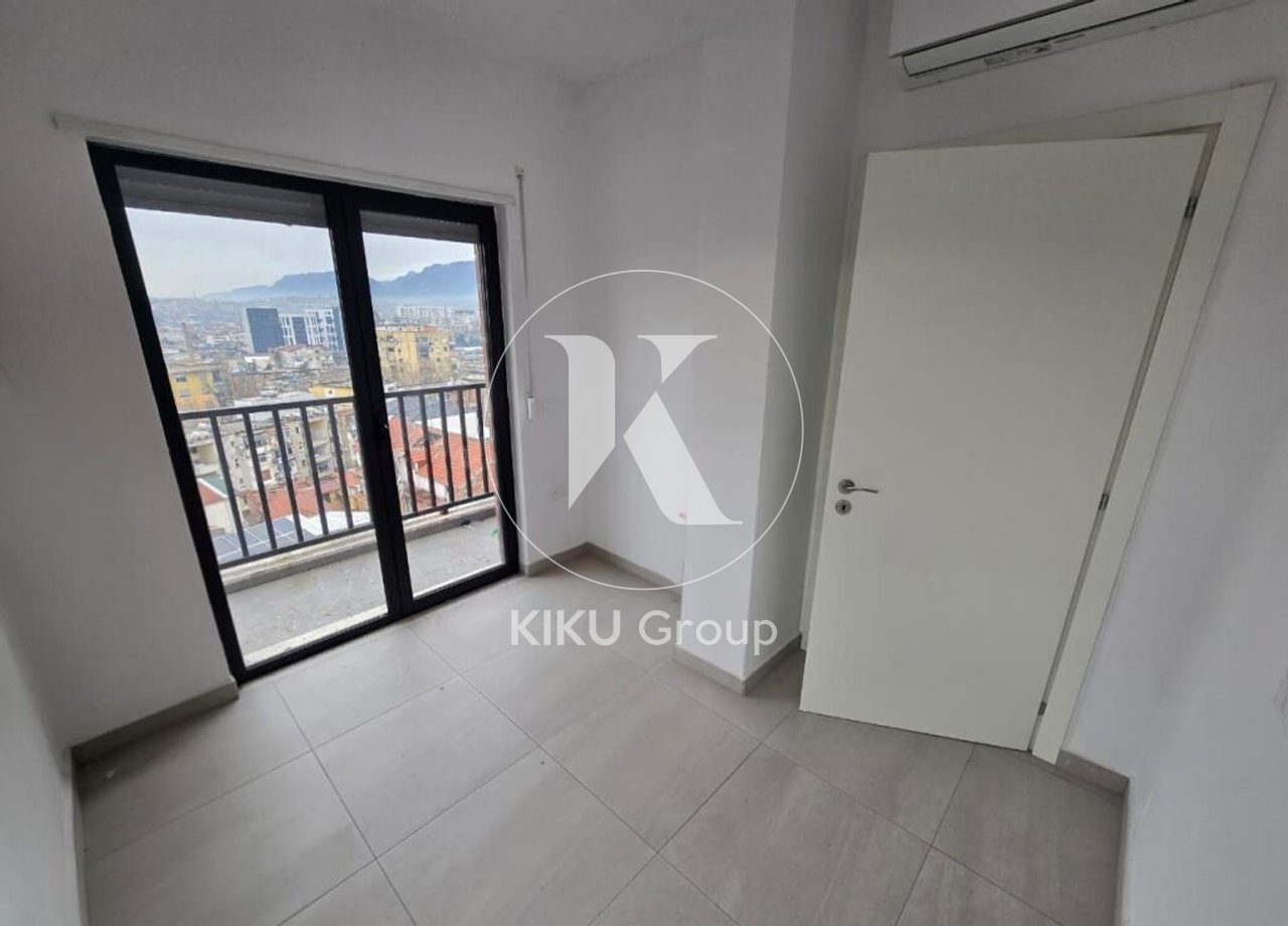 Apartament 3+1+2+2 Ballkone ne Shitje,Vila Gold
