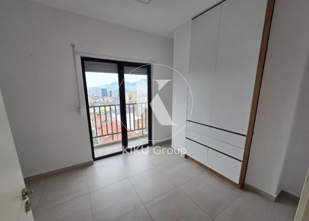 Apartament 3+1+2+2 Ballkone ne Shitje,Vila Gold