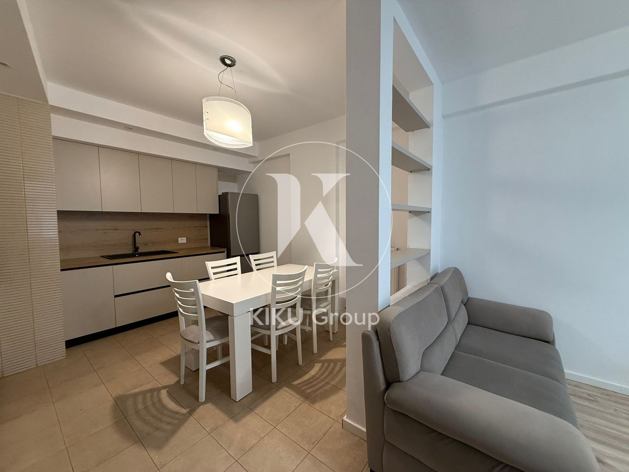 Apartment 2+1+2 for rent at Komuna e Parisit