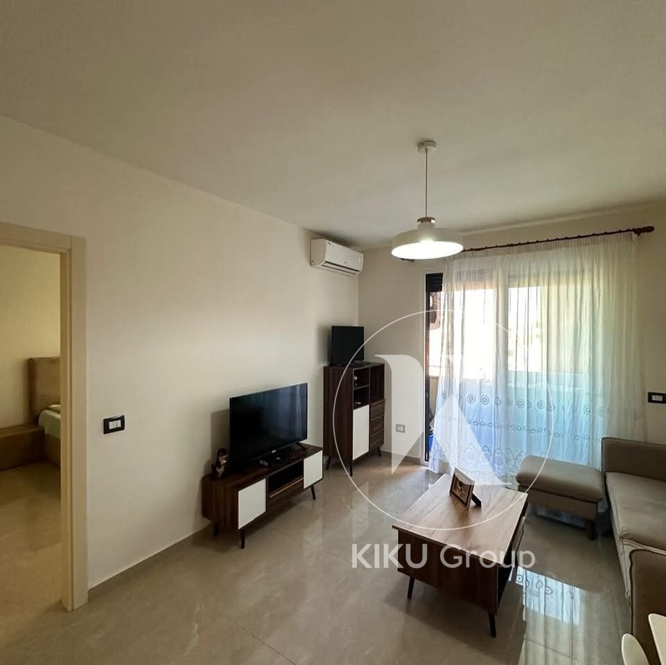 🏢 Jepet me qera apartament 1+1 – Myslym Shyri (Tregu Çam)