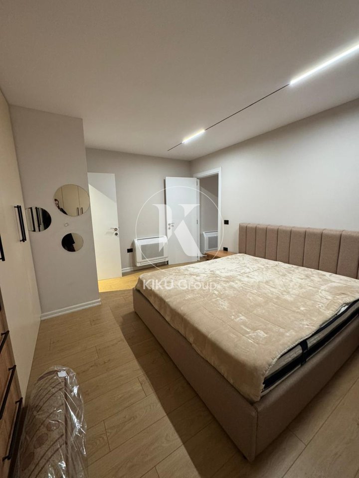 Jepet me qira apartament 2+1+2 – Rruga e Dibrës, pranë Shkollës së Bashkuar