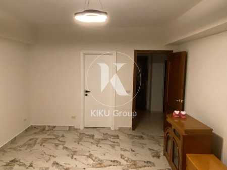 🏢 Office space for rent near the “Martyrs of Freedom” School!