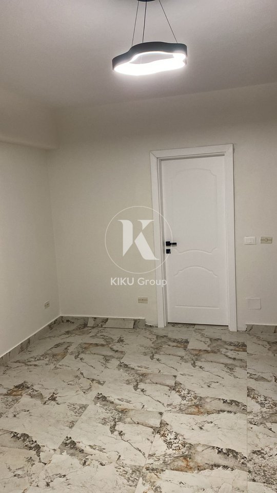 🏢 Office space for rent near the “Martyrs of Freedom” School!