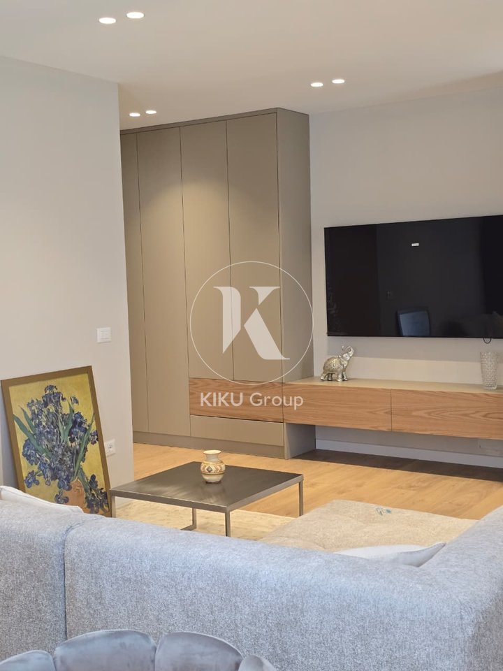 🏡 Appartamento 2+1 in affitto nel centro di Tirana!