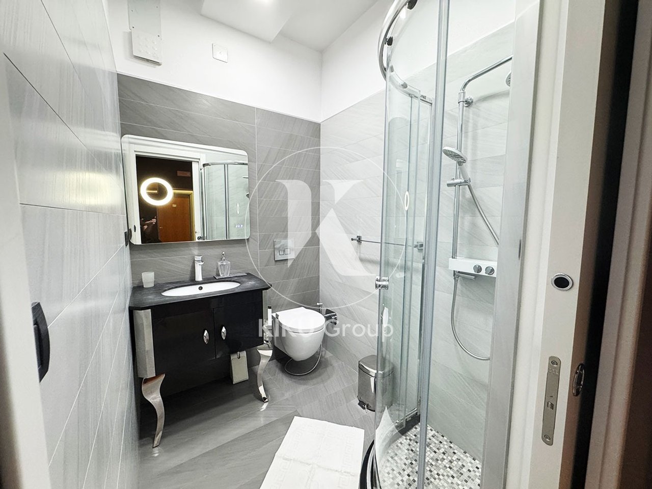 🏡 APARTAMENT ME QERA 2+1+2 – BLLOKU