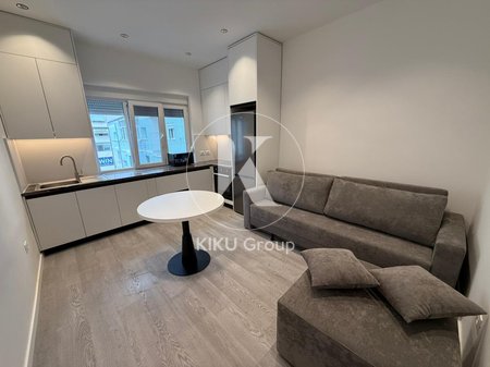 🏡 Apartament 1+1 me qira në Zona e Gardës – Tiranë