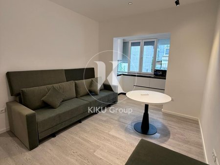 🏡 Apartament 2+1 me qira në Zona e Gardës – Tiranë